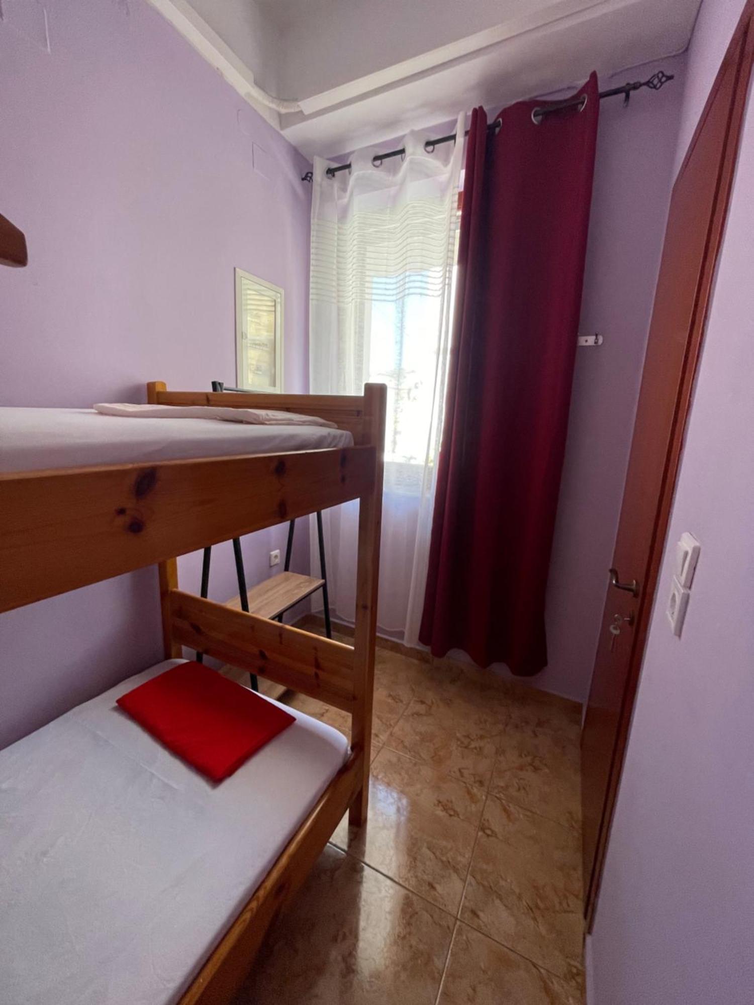 Teen Hub Ermoupoli Dış mekan fotoğraf
